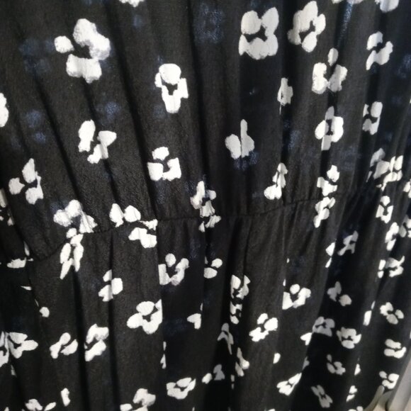 SERAPHINE monochrome floral Maternity & Nursing Dress (sz6) - Picture 10 of 13